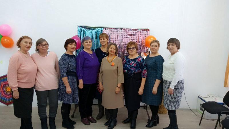 "Посиделки ко Дню Матери"