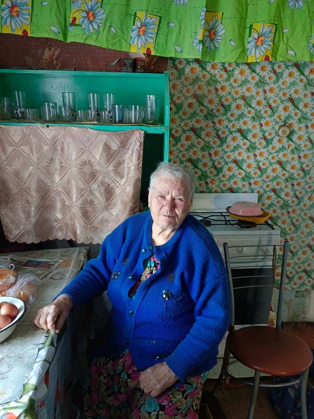 «Хорошо, что есть такая служба. Нам, старикам, помогать»