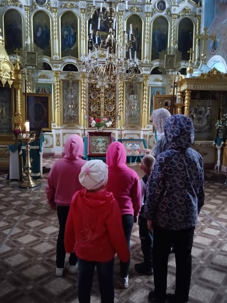 Экскурсия в храм св. апостолов Петра и Павла