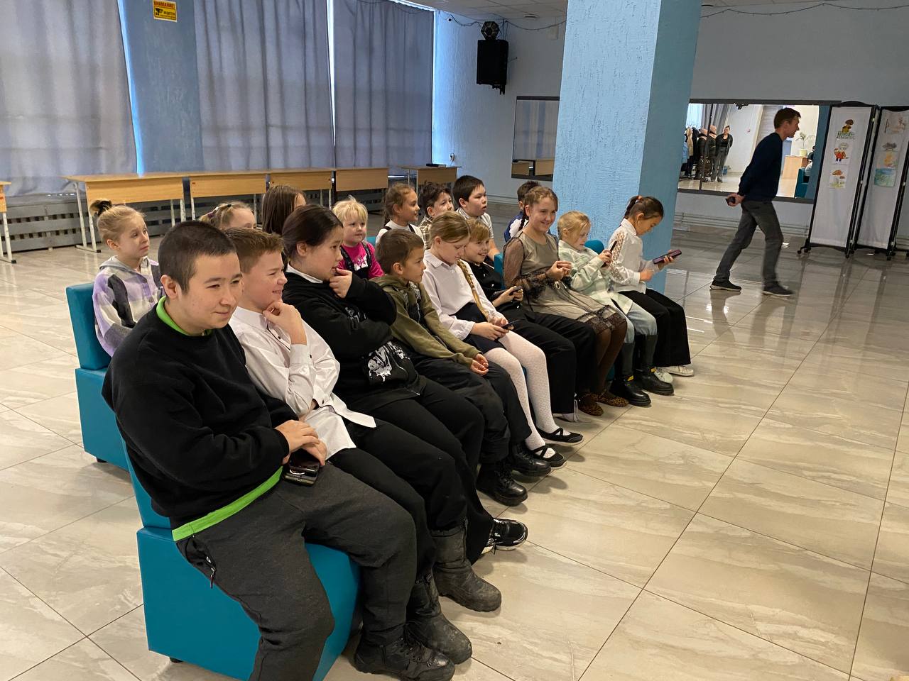 Встреча в дружной компании
