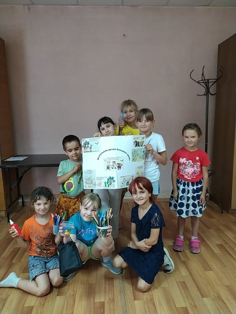 "Маленьким детям большое право" 
