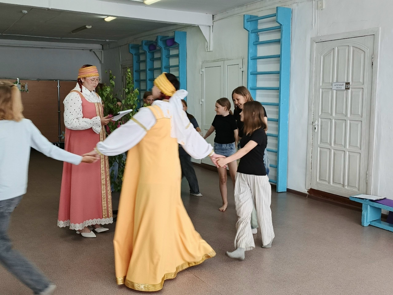 ПРАЗДНИК СВЯТОЙ ТРОИЦЫ