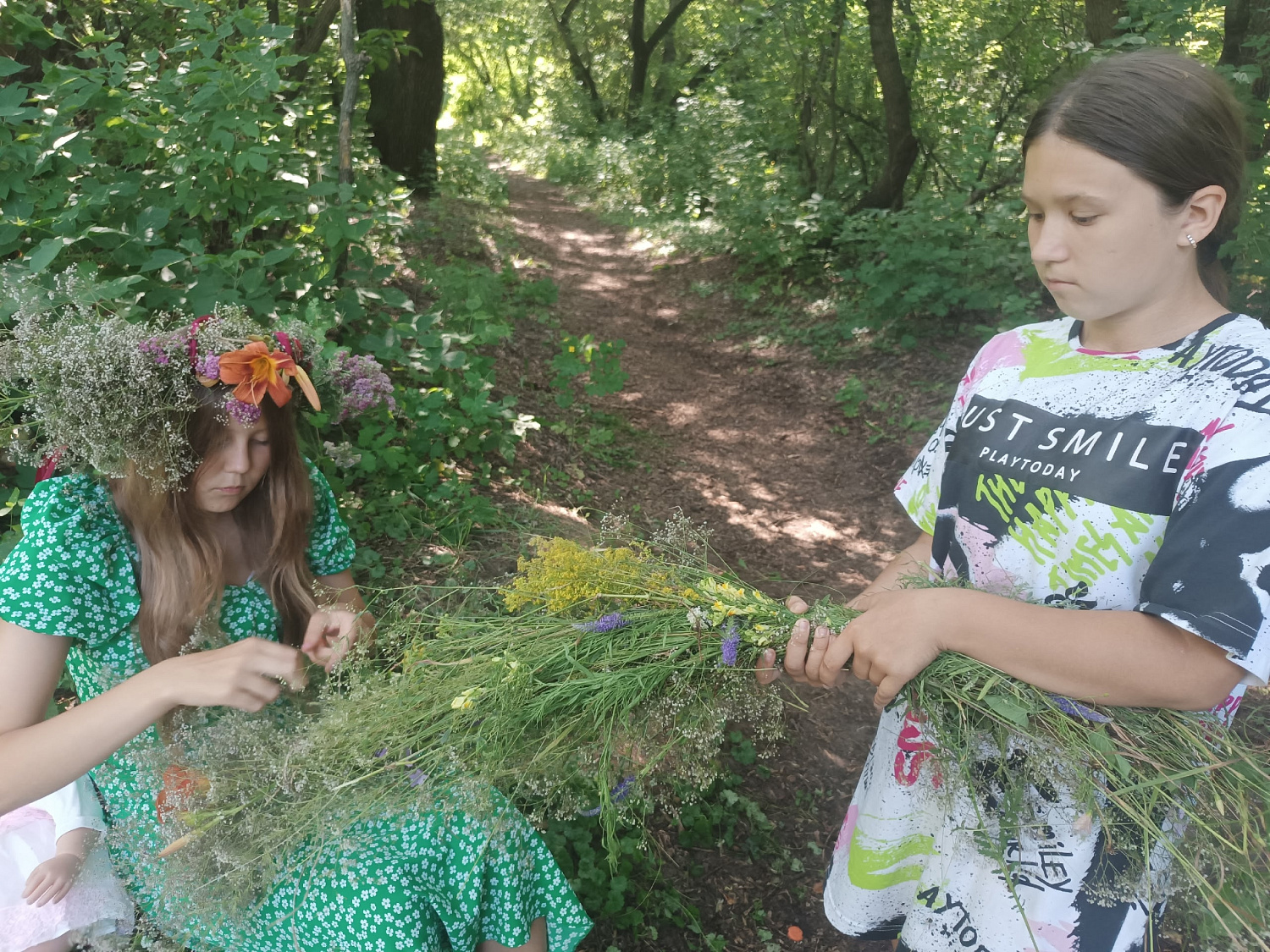 ВОЛШЕБСТВО ИВАНА КУПАЛЫ