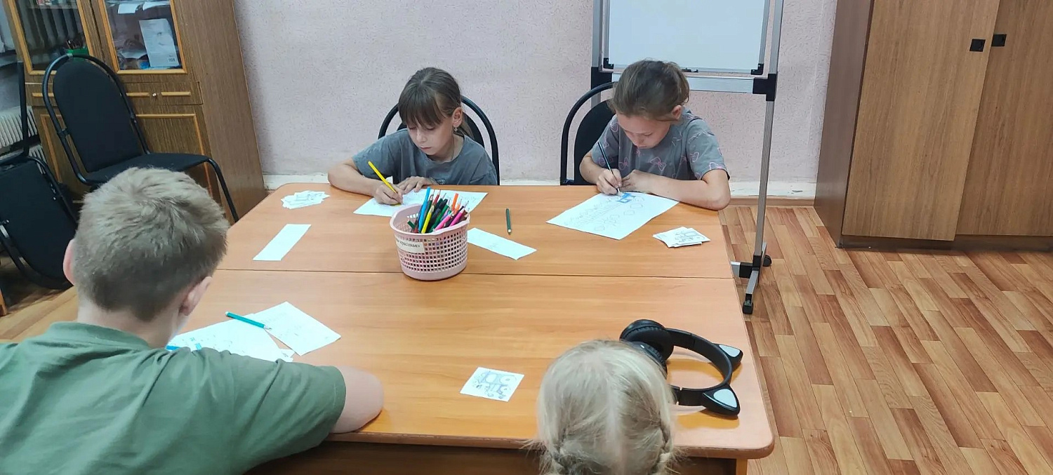 КНИЖНЫЙ ПАРОВОЗИК: ПУТЕШЕСТВИЕ В МИР СКАЗОК ДЛЯ ДЕТЕЙ!  ⁣