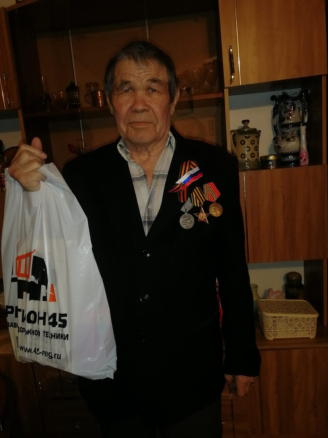Поздравление ветеранов ВОВ