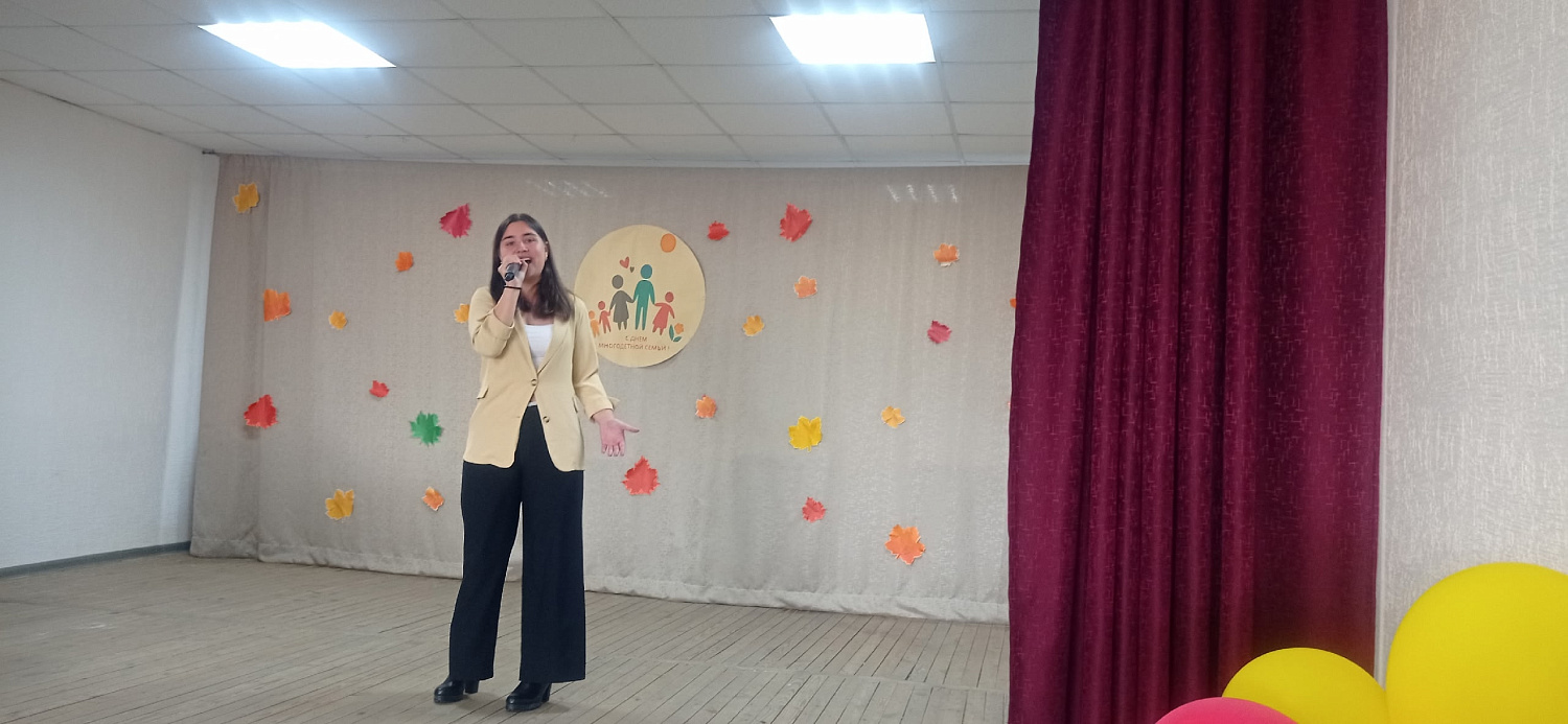 «В Куртамышском муниципальном округе отметили День многодетной семьи»