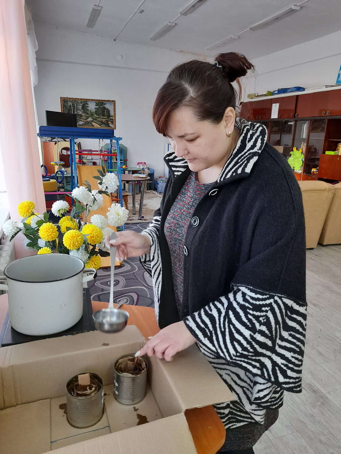 Посылки солдатам к празднику