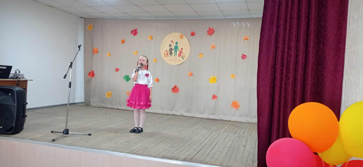 «В Куртамышском муниципальном округе отметили День многодетной семьи»